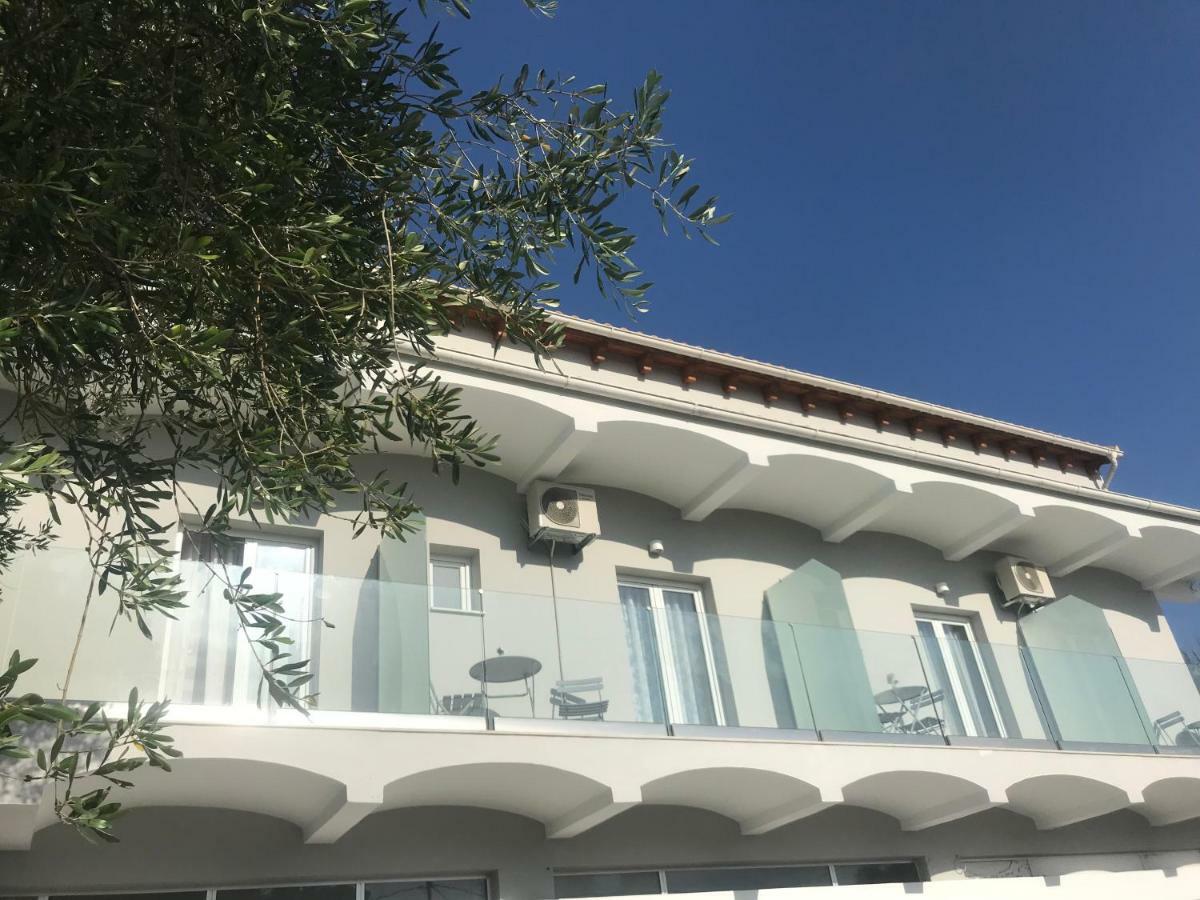 Terpsichore Boutique Appartments 达西亚 外观 照片